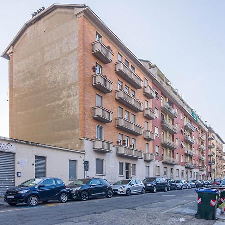 Cenisia District : Bright Sunflower Mini Flat Торино Екстериор снимка