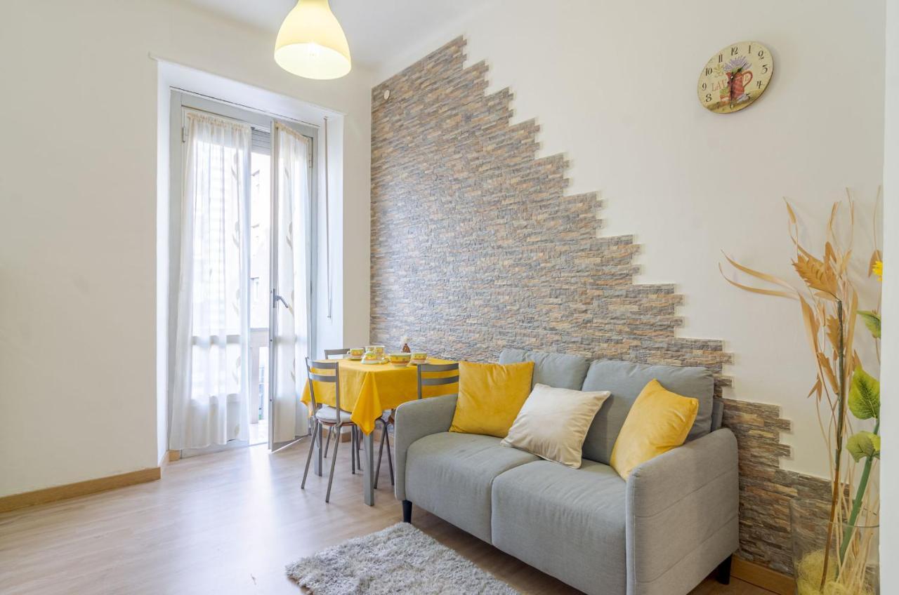 Cenisia District : Bright Sunflower Mini Flat Торино Екстериор снимка